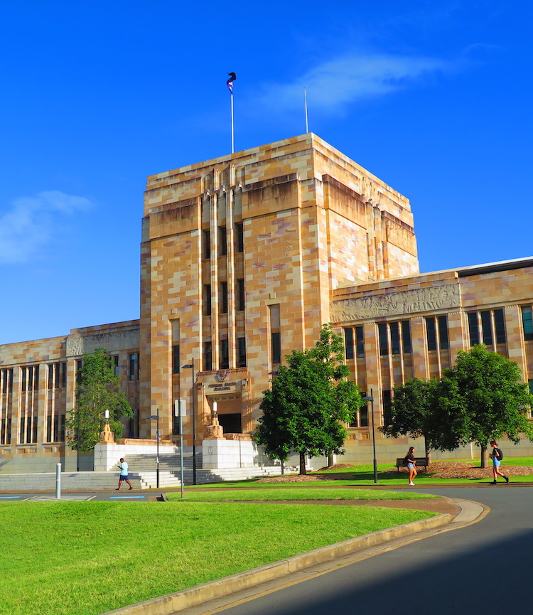 Study engineering in University of Queensland